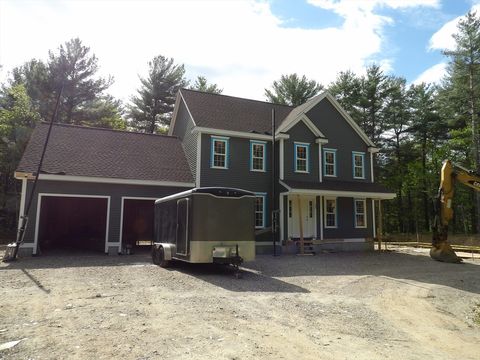 32 Forest Berkley MA 02779
