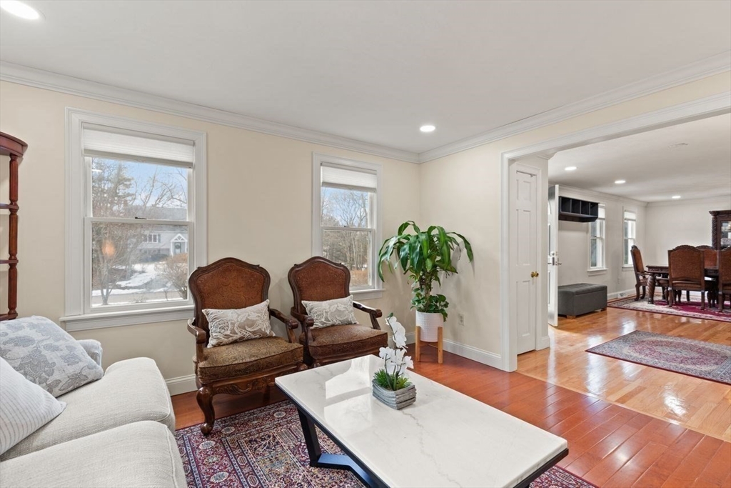 5 Azalea Rd