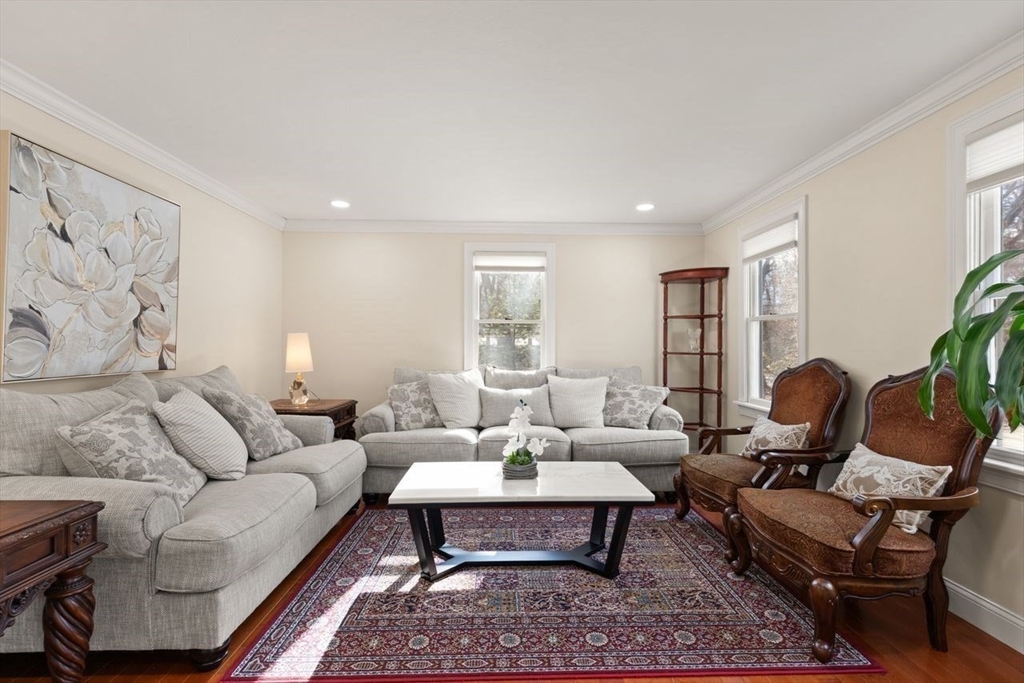 5 Azalea Rd