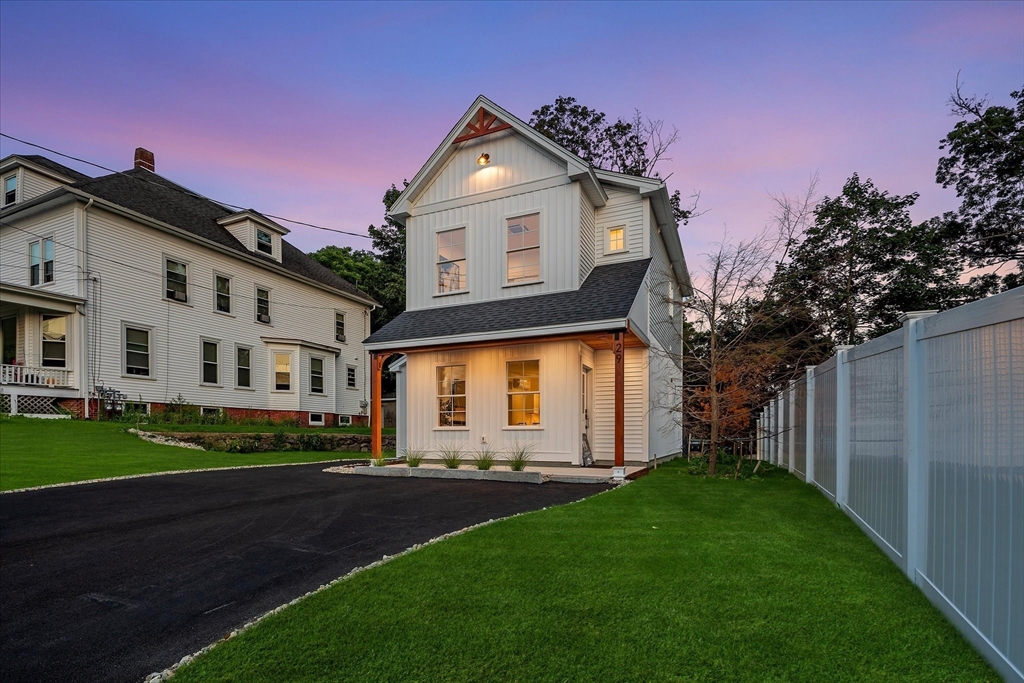 29 Elm St