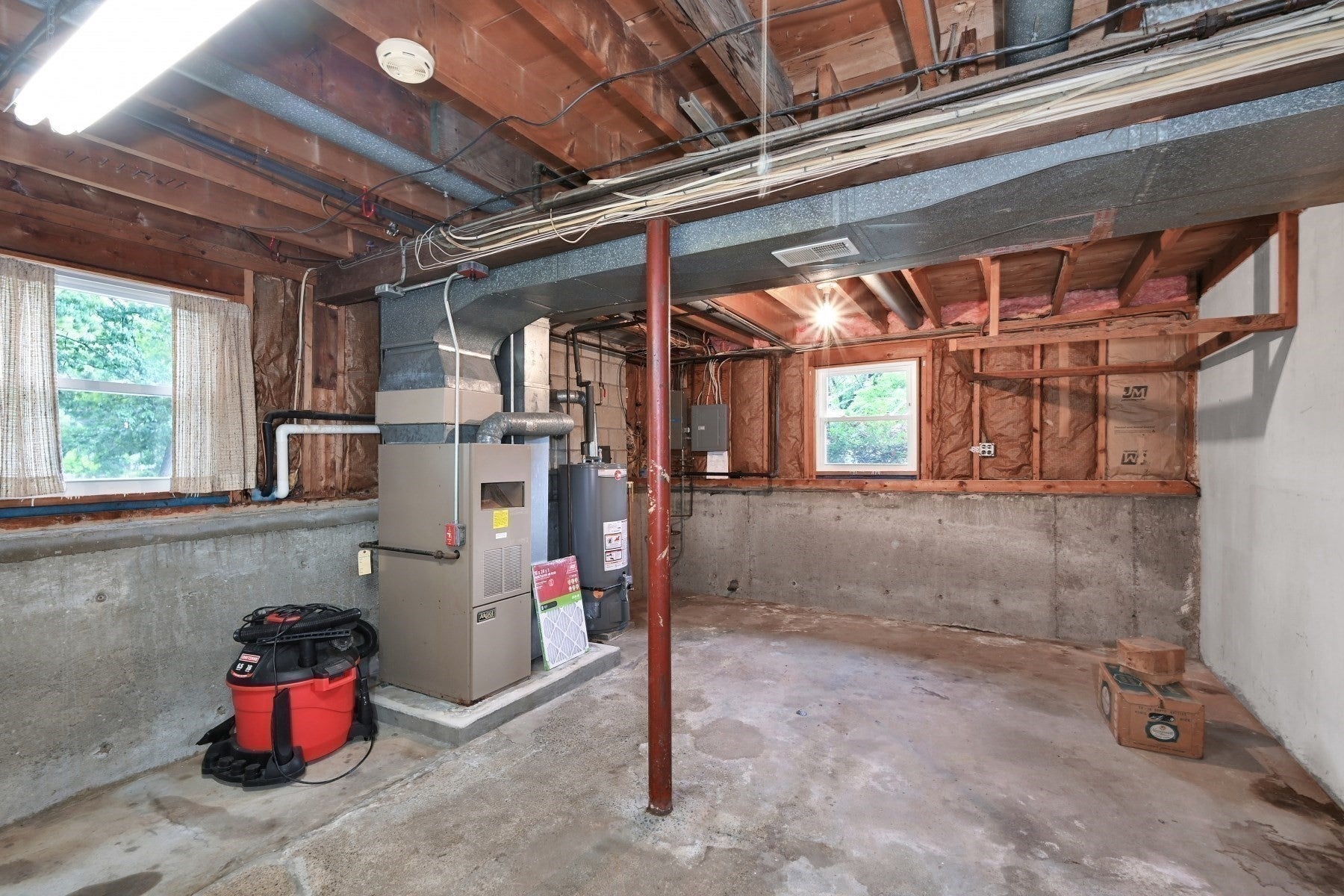 132 Forest St, Weymouth, MA Photo #26