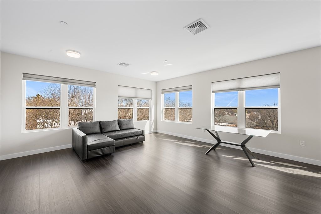 Photo of 999 Hancock St #502, Quincy, MA 02169 (MLS # 73503057)