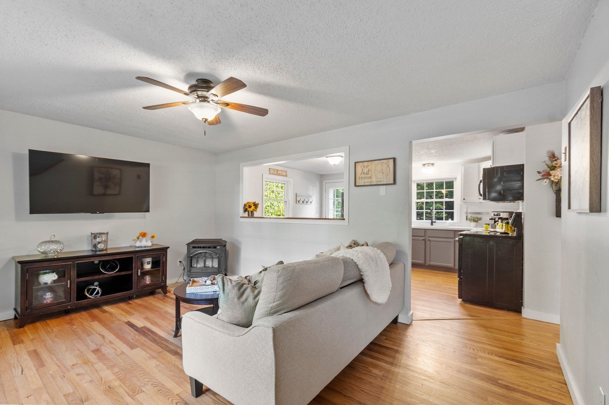 35 School House Rd, Phillipston, MA, 35 School House Rd, Phillipston, MA Photo #5