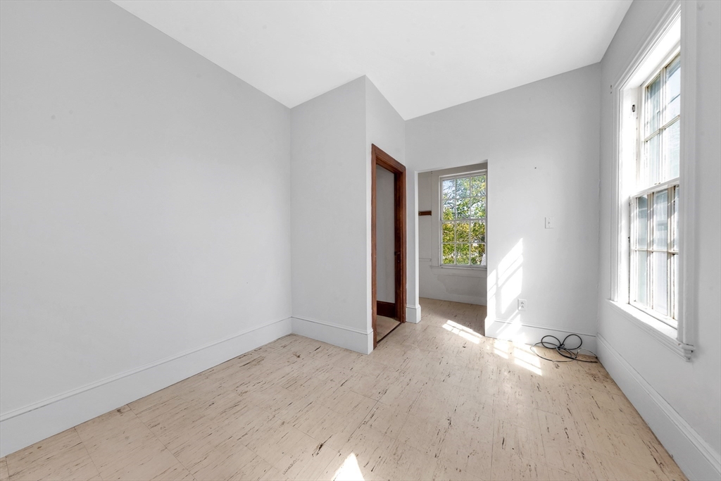 140 Mt Pleasant Avenue, Gloucester, MA Photo #29