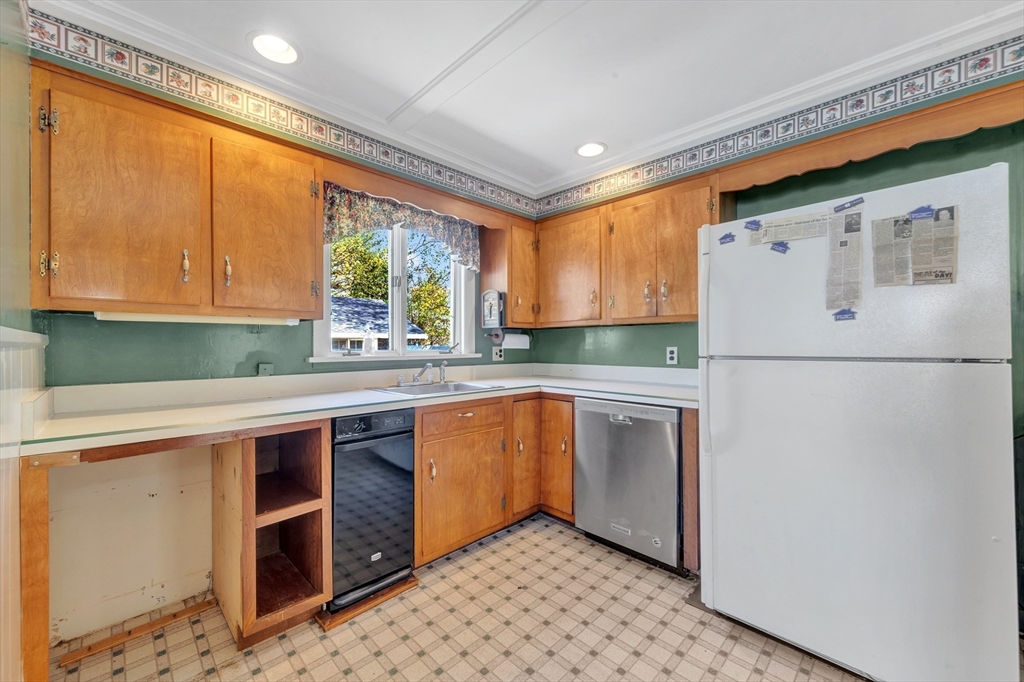 140 Mt Pleasant Avenue, Gloucester, MA Photo #20