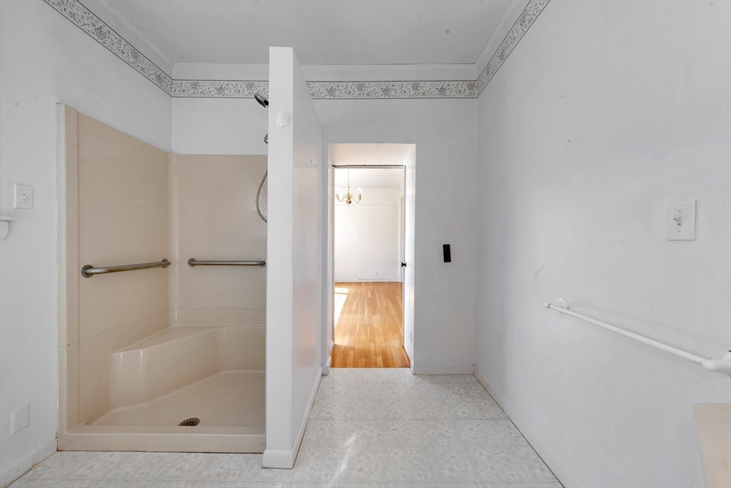 140 Mt Pleasant Avenue, Gloucester, MA Photo #15