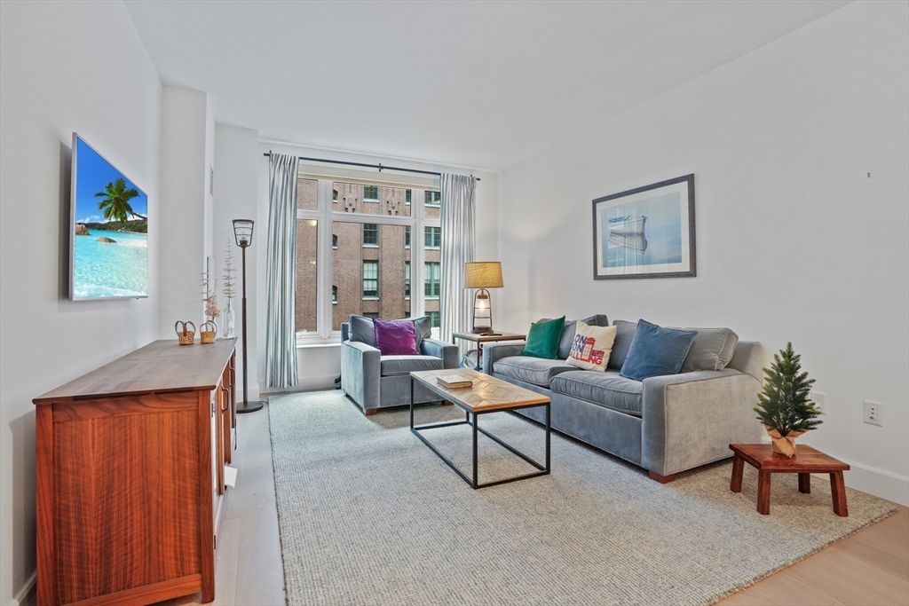 100 Lovejoy Wharf 6N