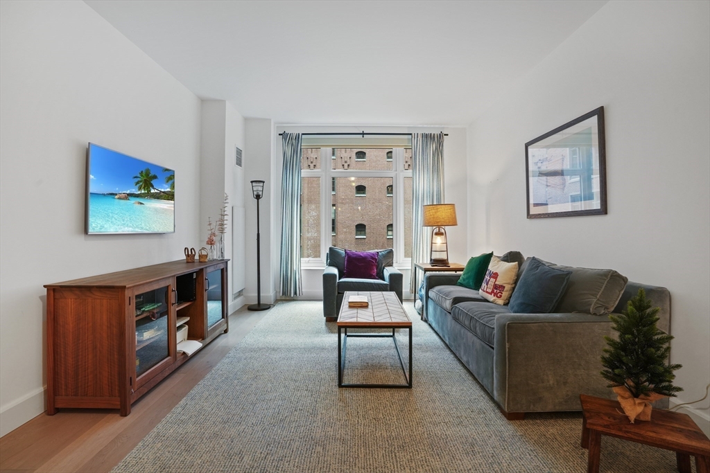 100 Lovejoy Wharf 6N