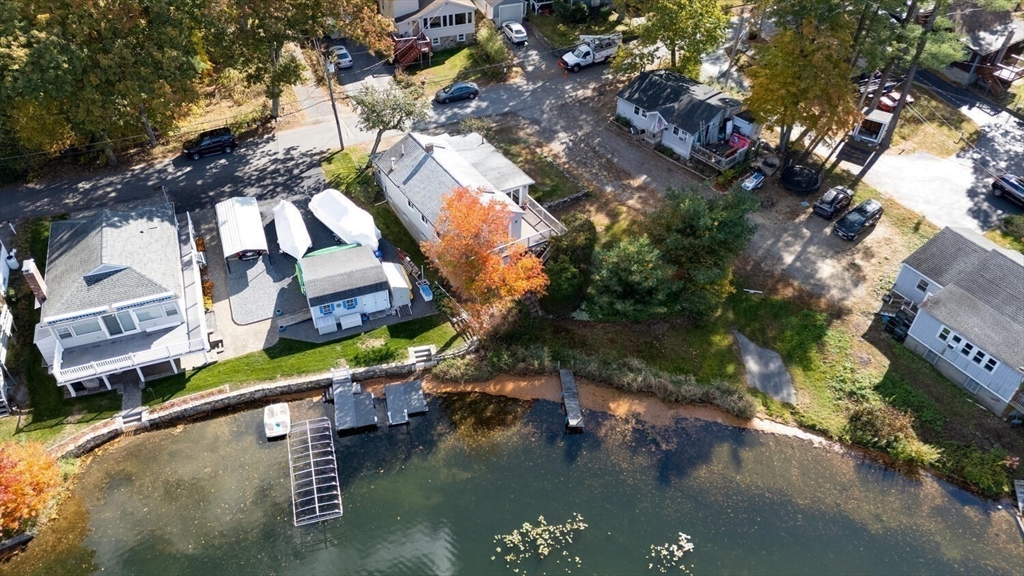 26 Lakeside Ave