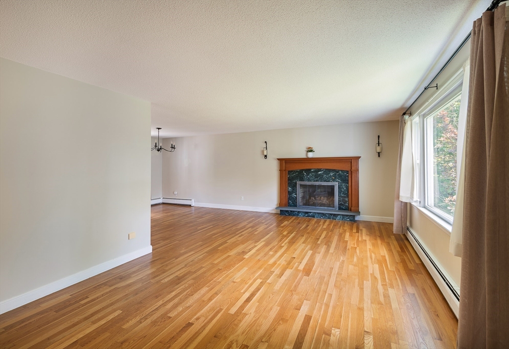 7 Banbury Dr.
