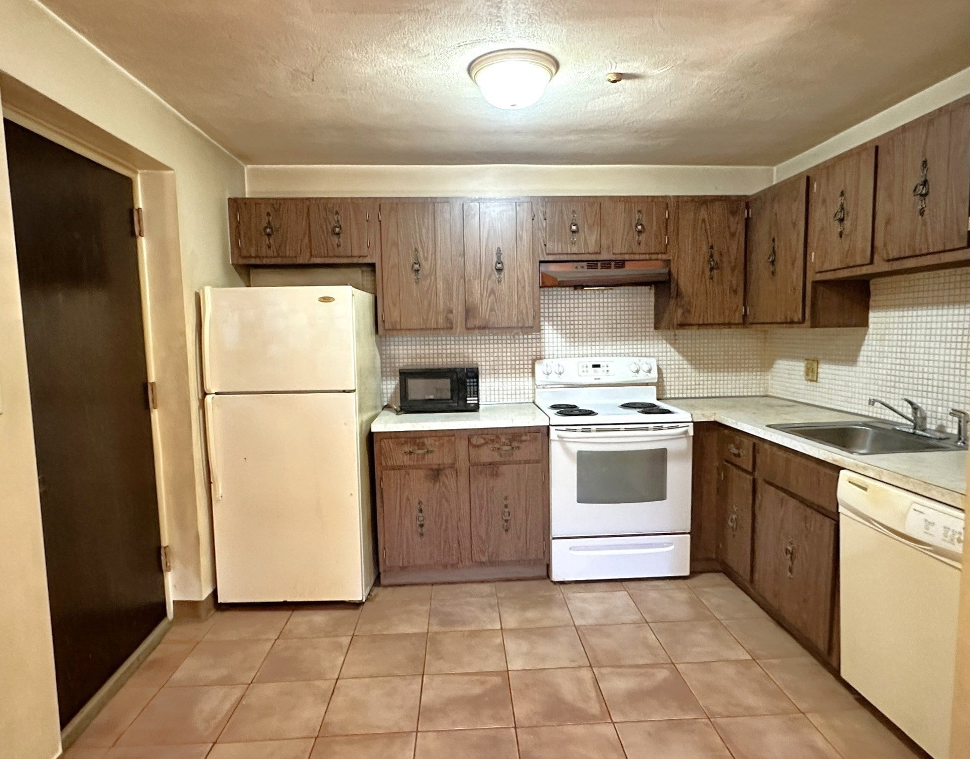 69 Milliken Ave 1A