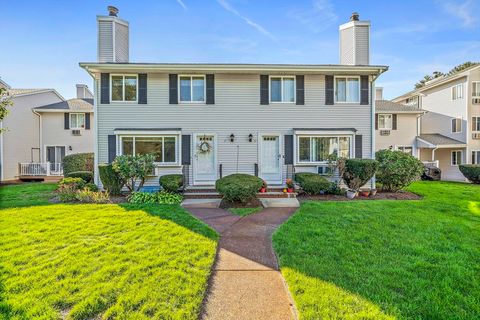 Photo of 10 Erick Rd #31, Mansfield, MA 02048 (MLS # 73442288)