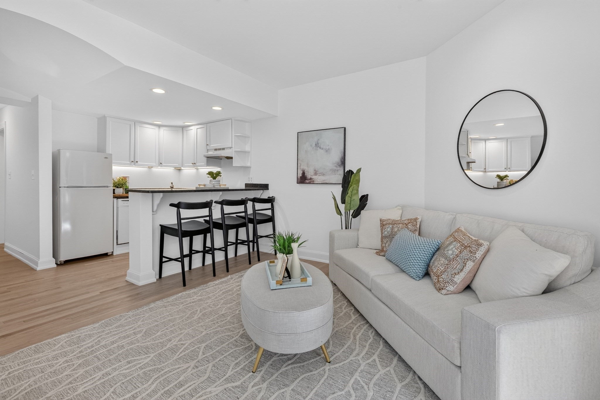 176 Commonwealth AVE #3, Boston, MA Photo #8