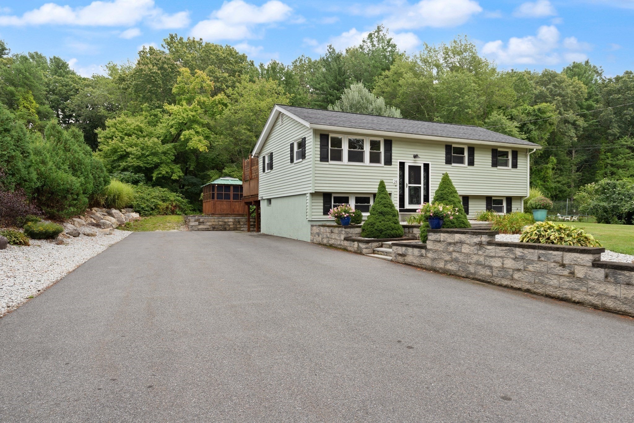 24 Sleigh Rd, Chelmsford, MA, 24 Sleigh Rd, Chelmsford, MA Photo #39