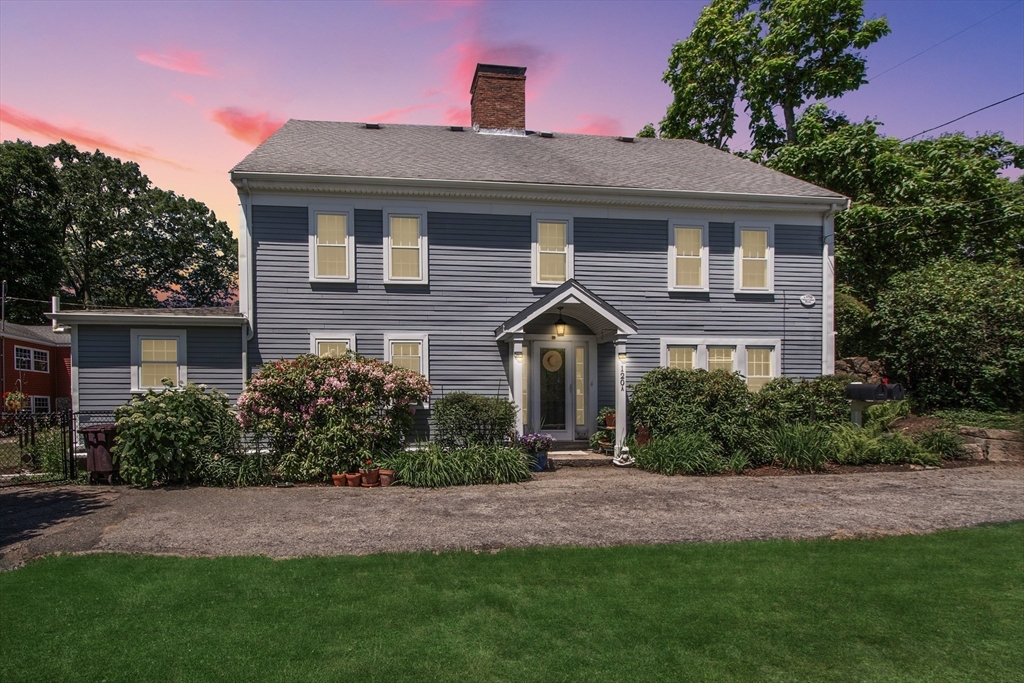 120 Randolph St