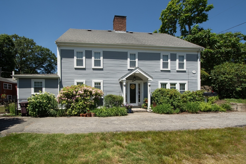 120 Randolph St