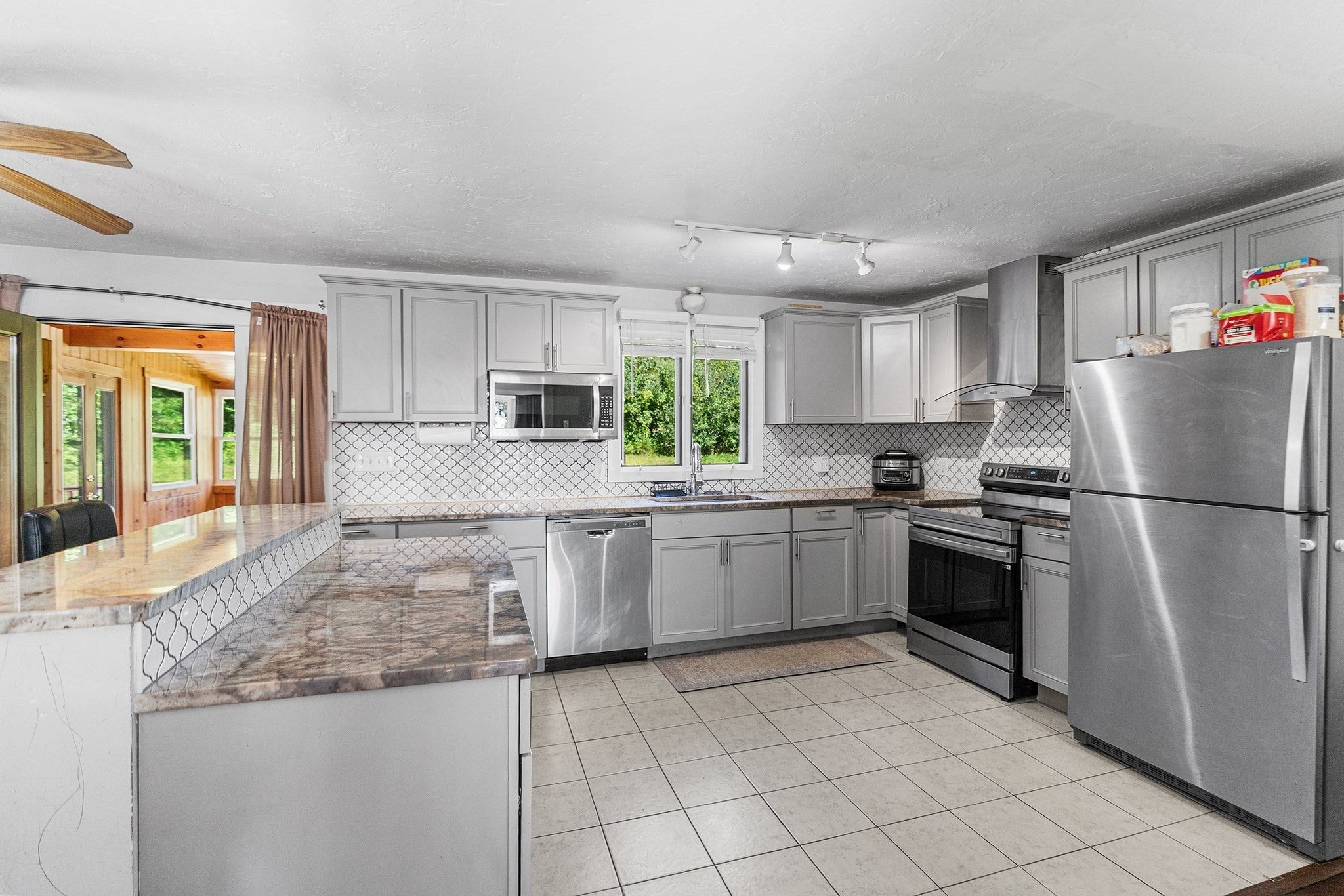 46 Davis Rd #B, Millbury, MA, 46 Davis Rd #B, Millbury, MA Photo #8