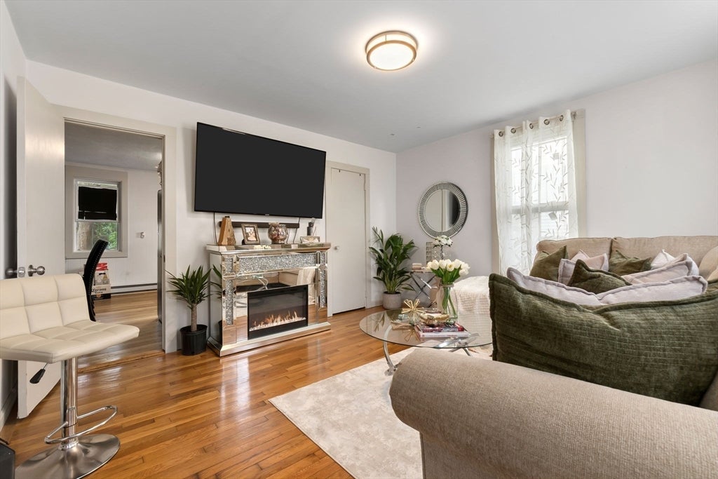 20 Shepherd St, Gloucester, MA, 20 Shepherd St, Gloucester, MA Photo #28