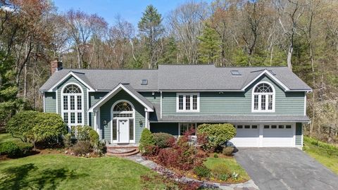 Photo of 13 Cot Hill Road, Bedford, MA 01730 (MLS # 73514144)