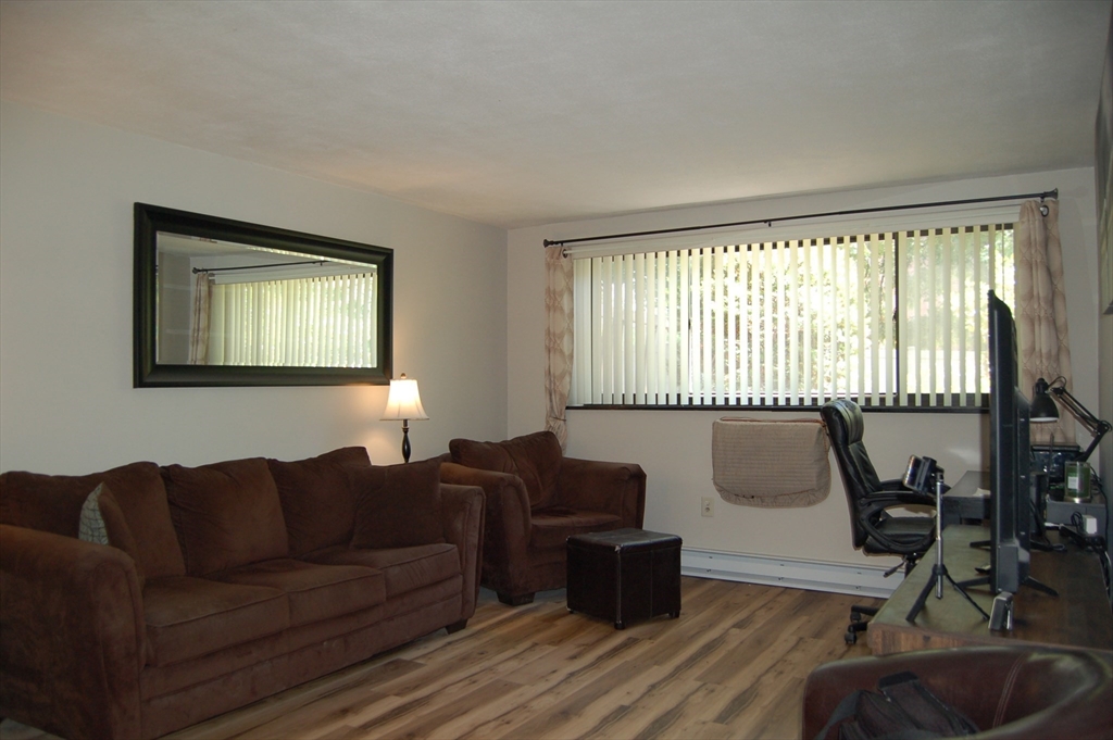 1323 Worcester Rd F2
