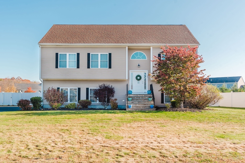 73 Blue Grass Cir