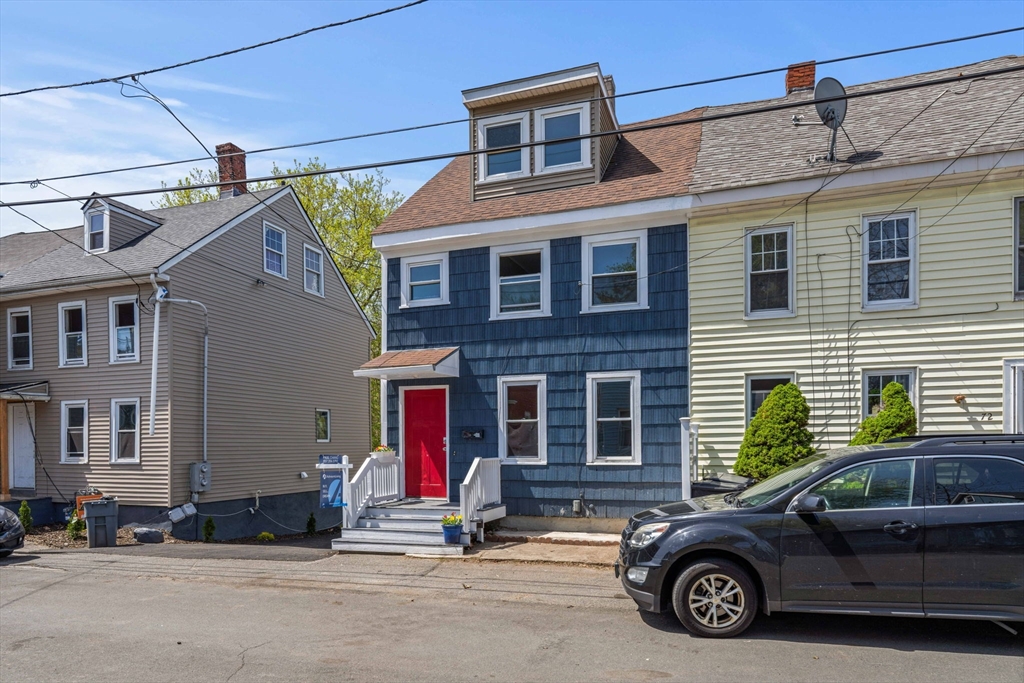 70 Harrison St