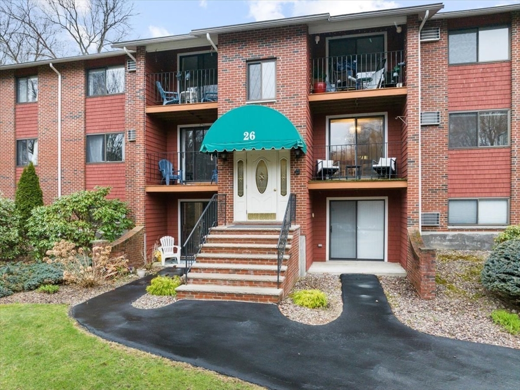 26 Fuller Rd 4