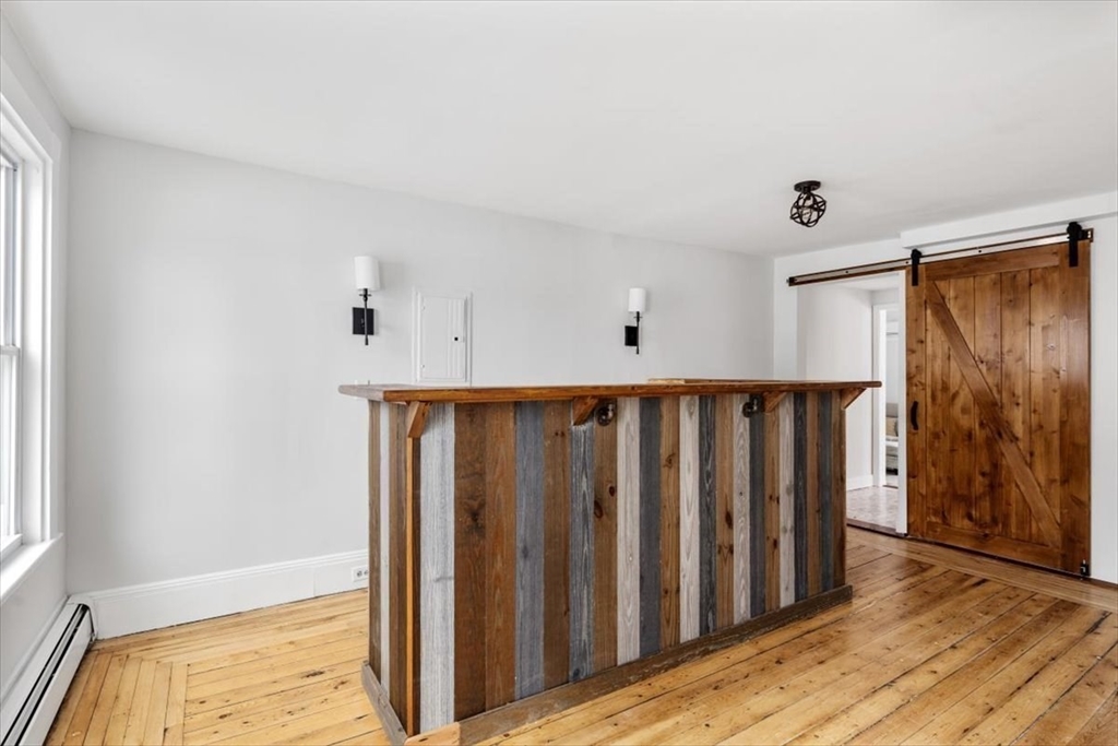 769 Country Way