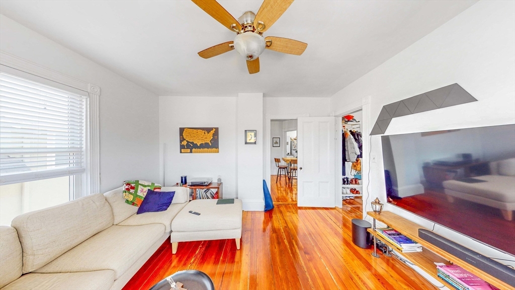 60-62 Kenneth St