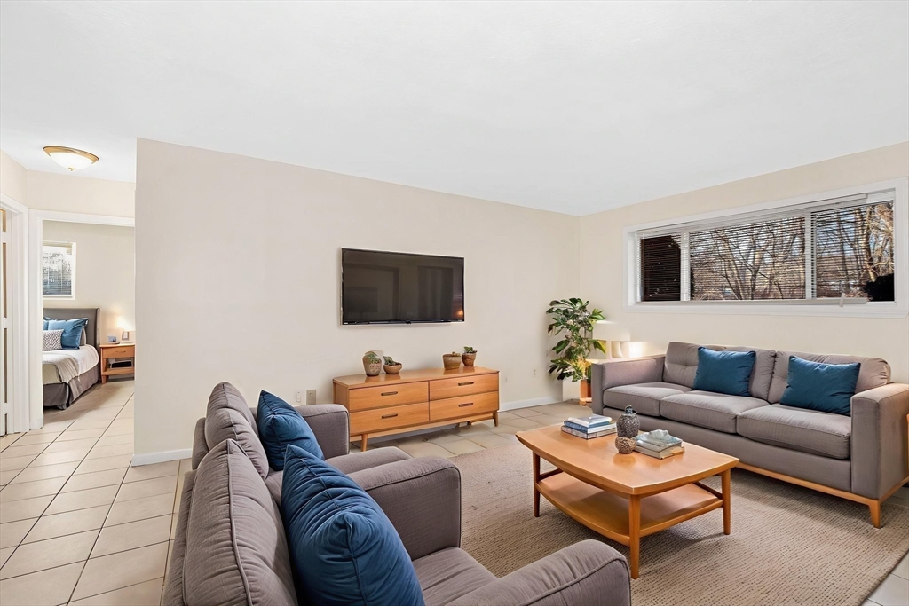 311 Pawtucket Blvd 9