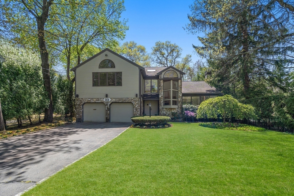 33 E Colbert Rd
