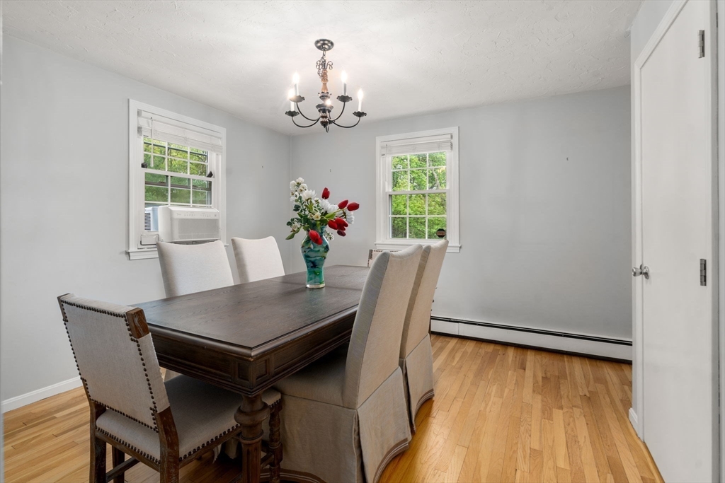 4 Brigham Ct, Natick, MA Photo #5
