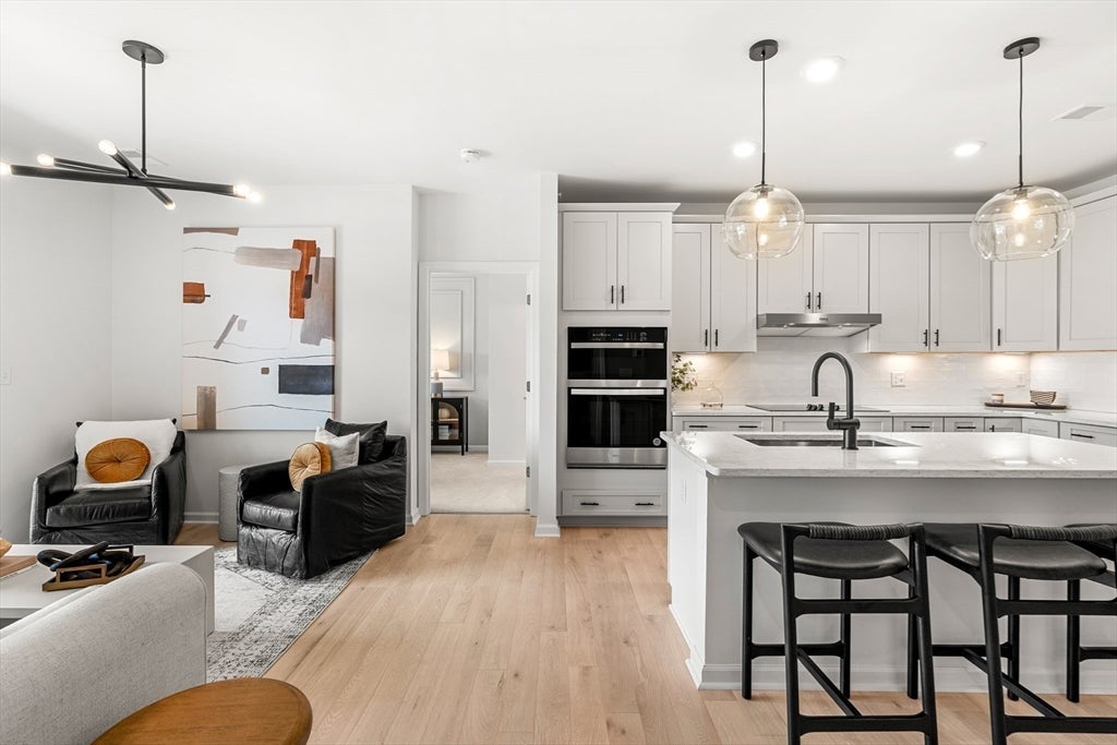 Photo of 320 Martins Landing, North Reading, MA