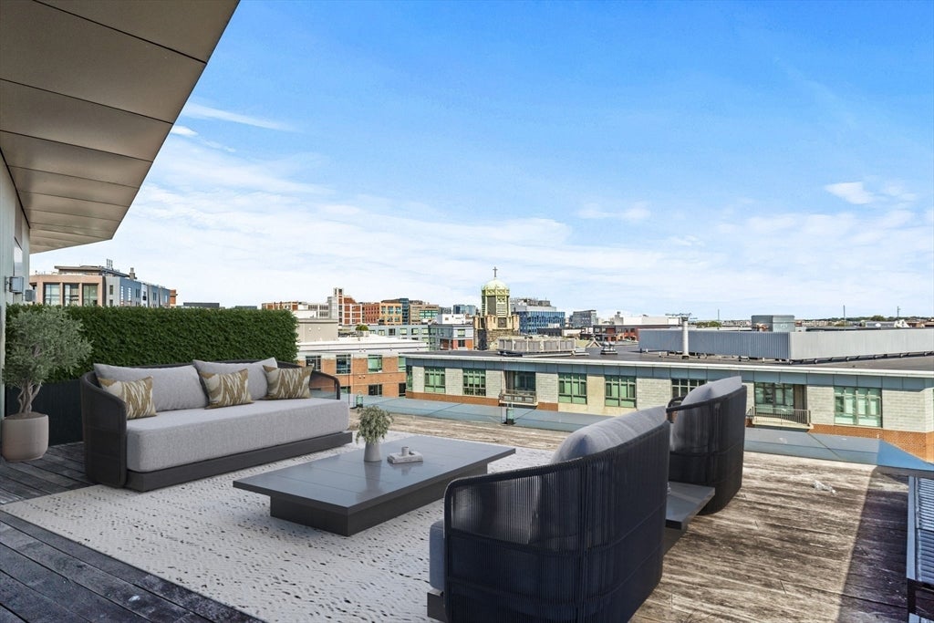 141 Dorchester Ave U:616 Floor 6