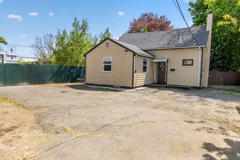 Photo of 2 Mill St, Beverly, MA 01915 (MLS # 73515304)