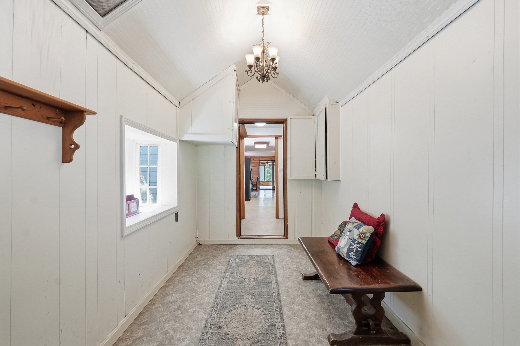 5 Old Farm Cir, Belchertown, MA Photo #33