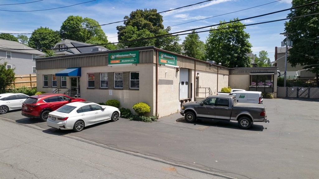 Photo of 40 Oval Rd, Quincy, MA