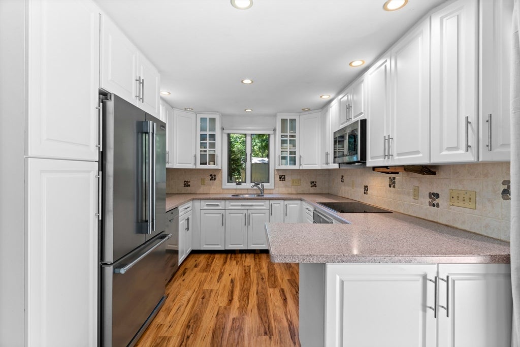 251 Acapesket Rd