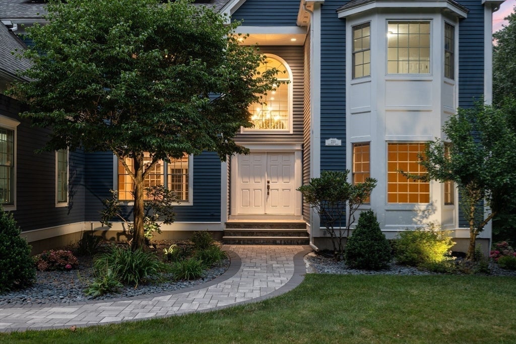 220 Newtown Road
