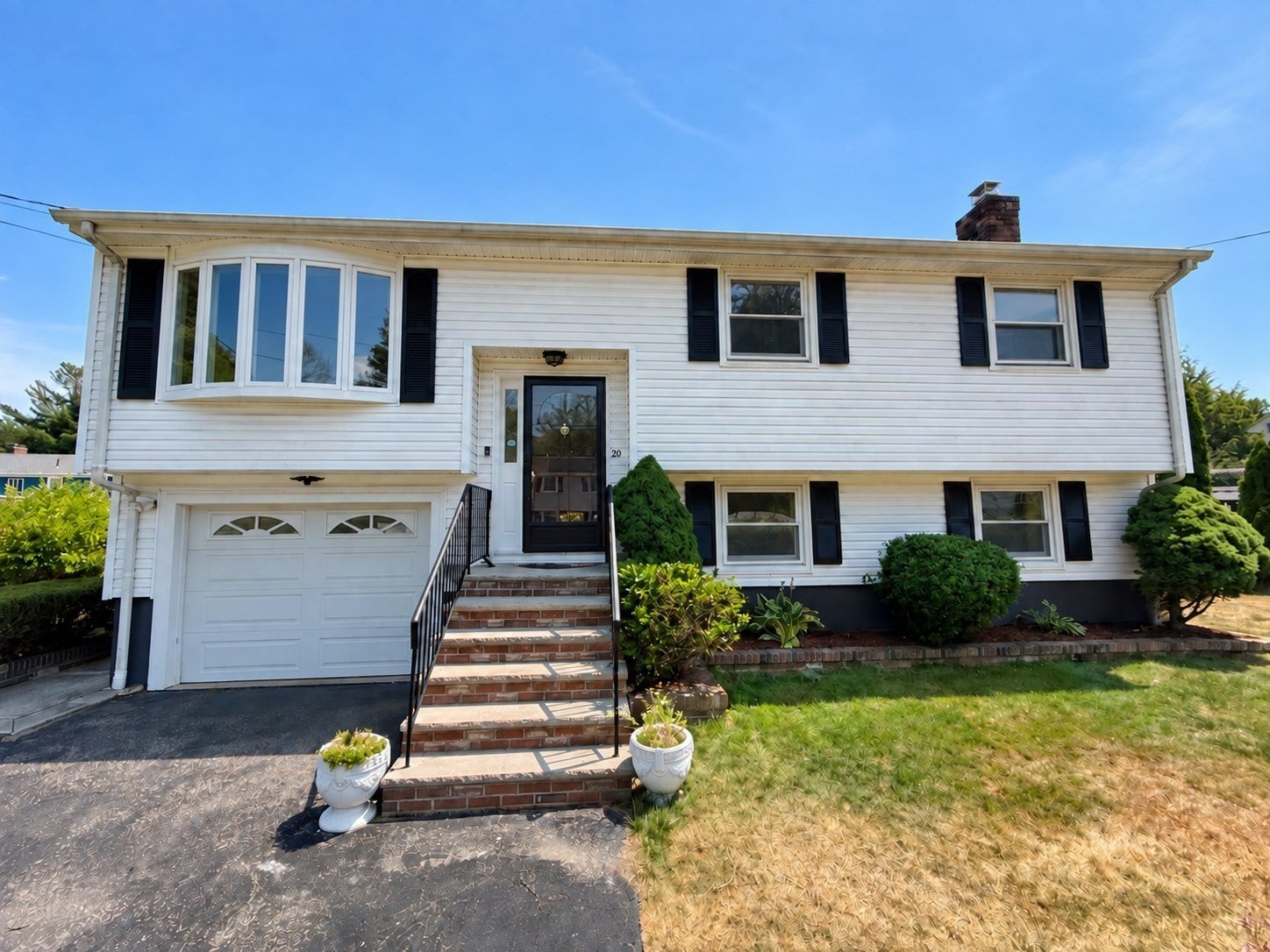 20 Susan Ave, Burlington, MA Photo #1