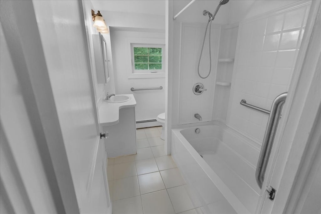 6 Edmond St, Haverhill, MA, 6 Edmond St, Haverhill, MA Photo #13