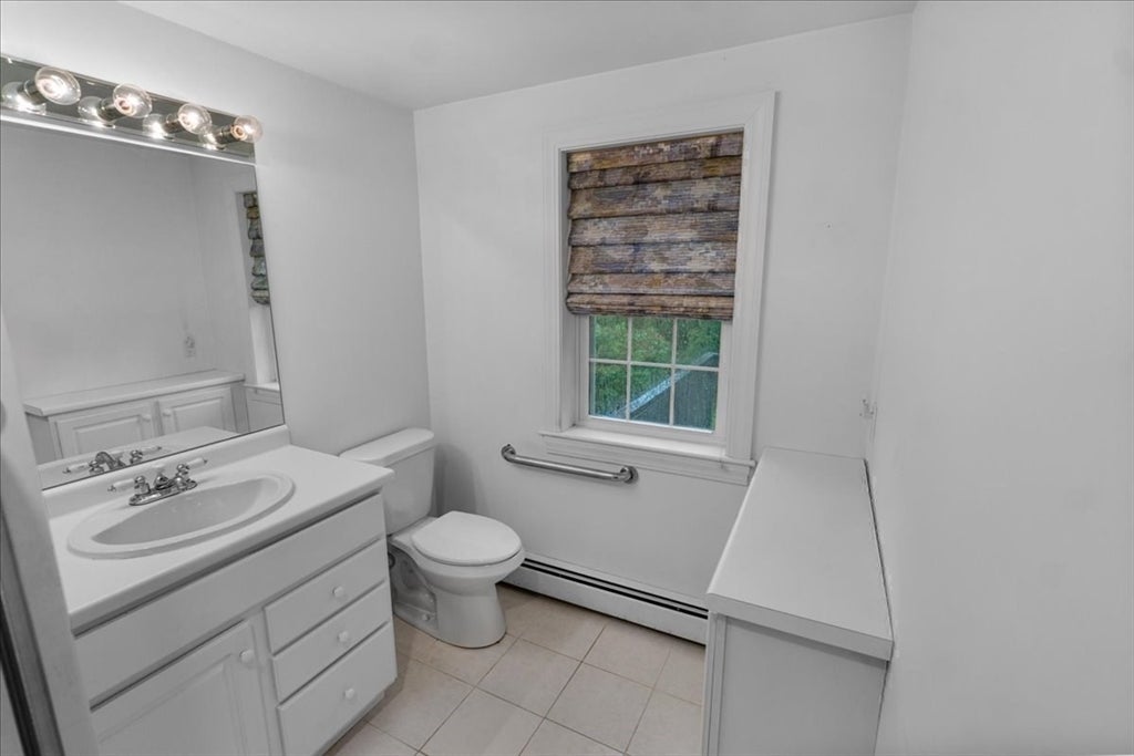 6 Edmond St, Haverhill, MA, 6 Edmond St, Haverhill, MA Photo #19