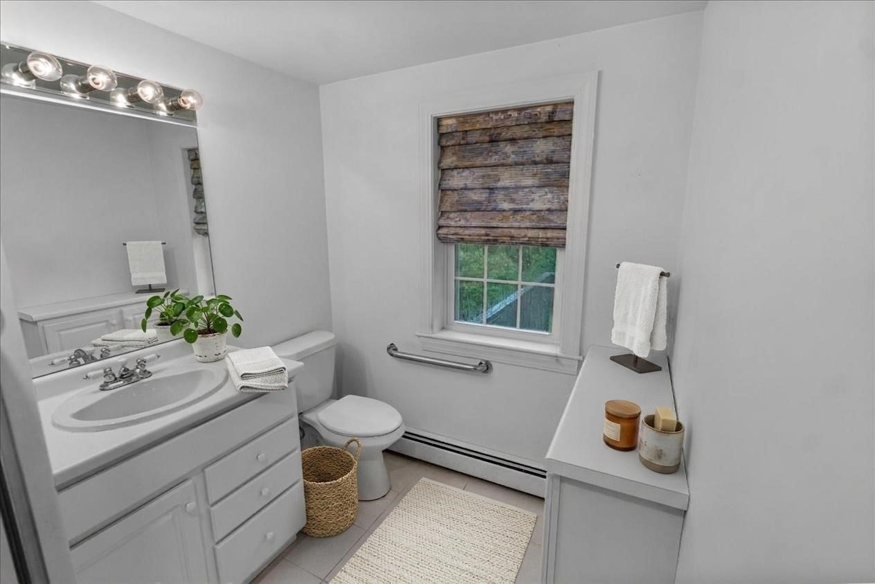 6 Edmond St, Haverhill, MA, 6 Edmond St, Haverhill, MA Photo #5