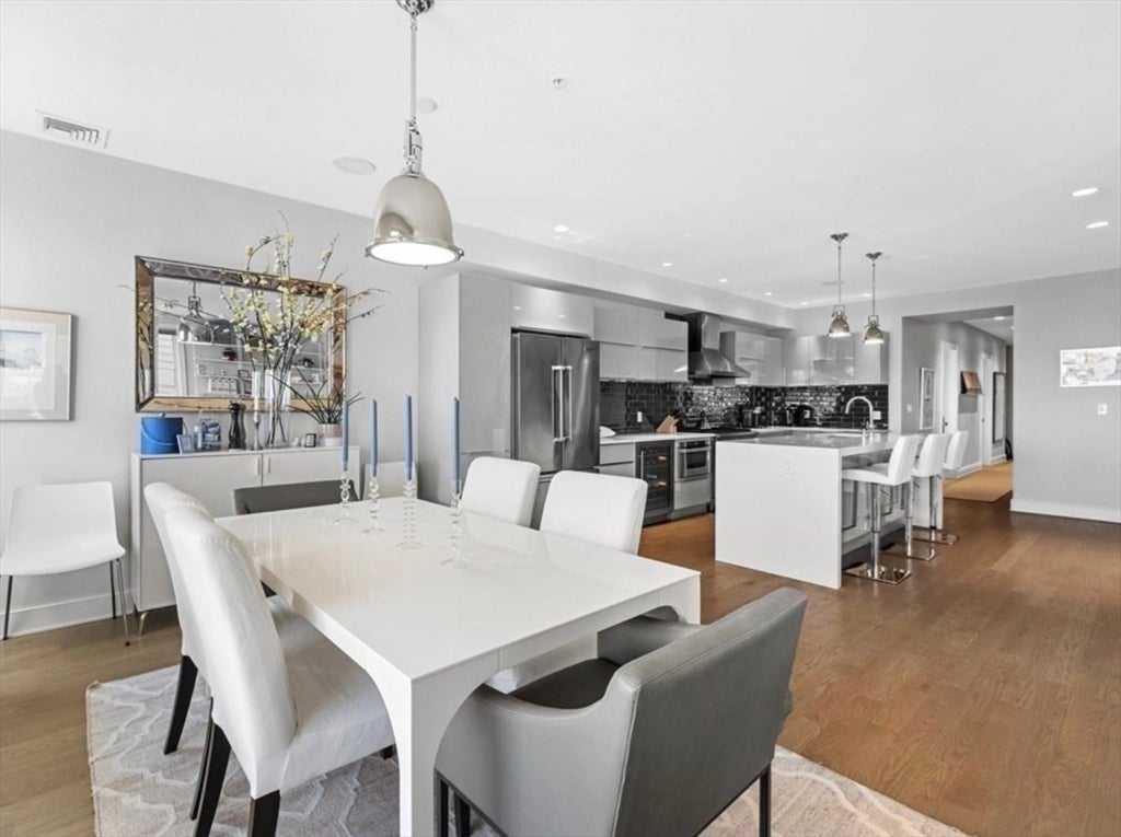 407 W 1st St #302, Boston, MA, 407 W 1st St #302, Boston, MA Photo #10