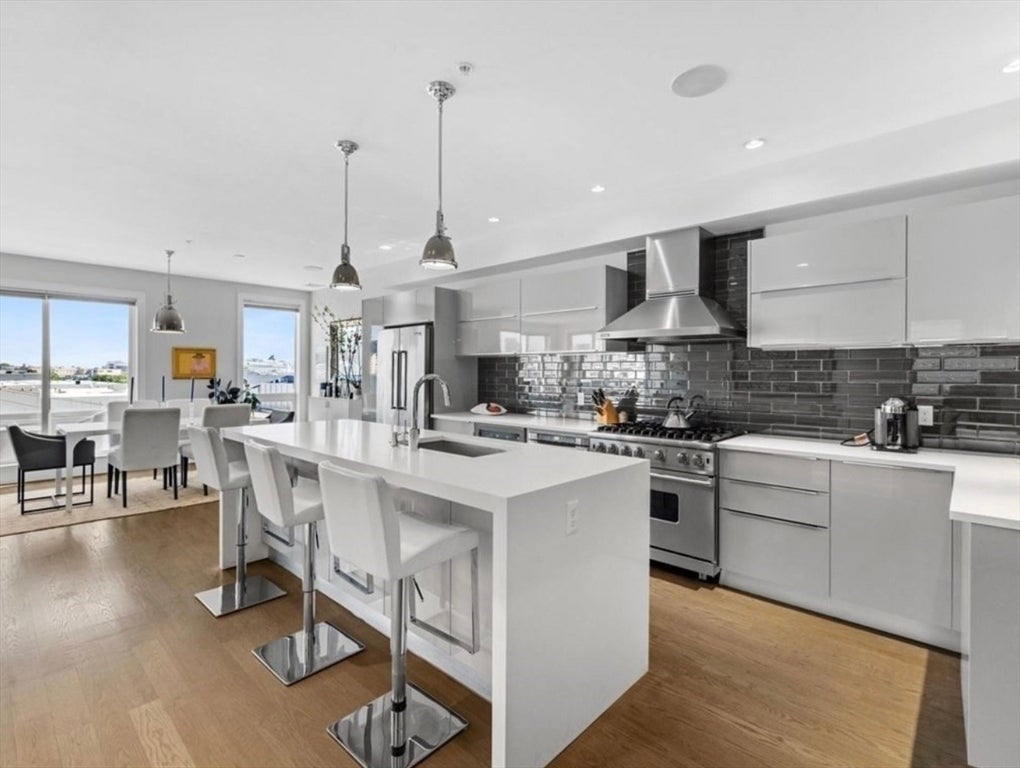 407 W 1st St #302, Boston, MA, 407 W 1st St #302, Boston, MA Photo #1