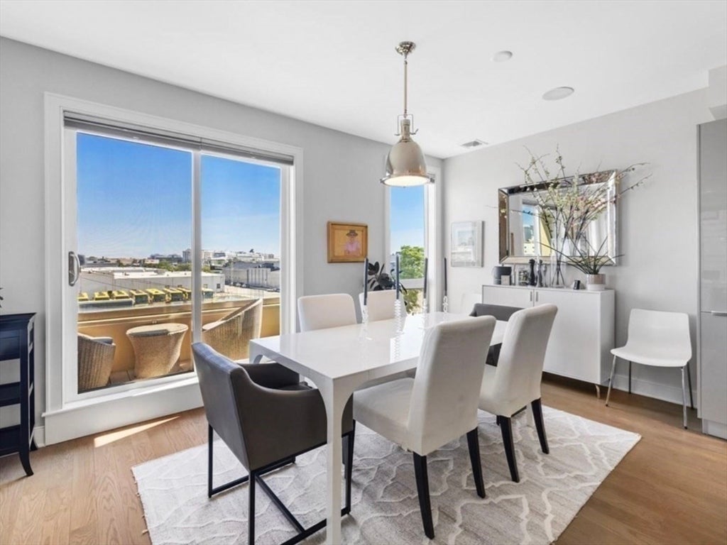 407 W 1st St #302, Boston, MA, 407 W 1st St #302, Boston, MA Photo #11