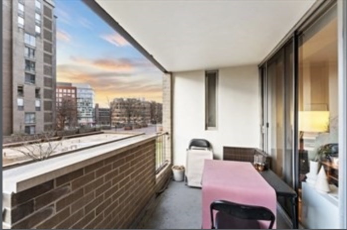 33 Pond Ave #308, Brookline, MA Photo #14