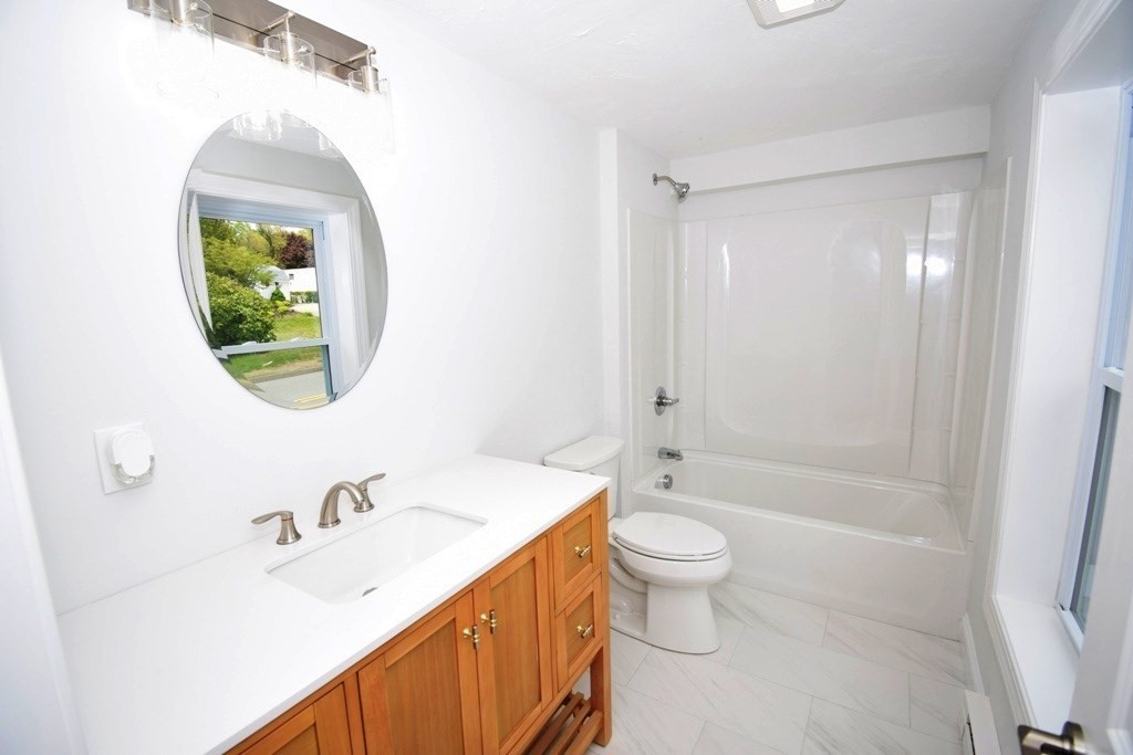 386 June Street, Worcester, MA Photo #19