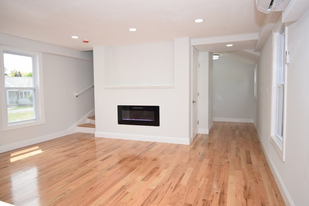 386 June Street, Worcester, MA Photo #21