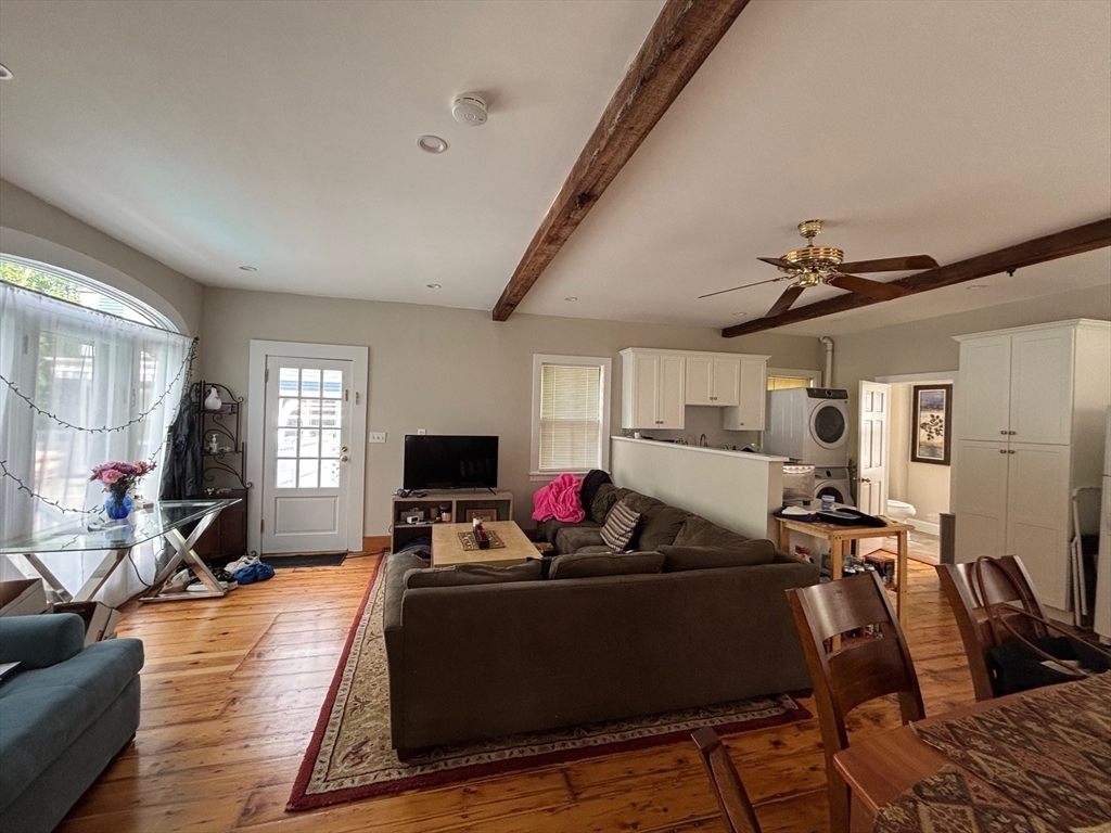 285 Edge Hill Road 1
